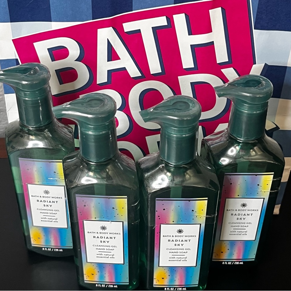 4-Pack Bath Body Works RADIANT SKY Cleansing Gel Hand Soap 8oz SEALED - Picture 3 of 4